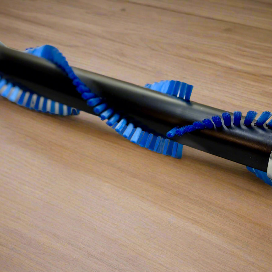 Sebo d4 vacuum brushroll on wood floor