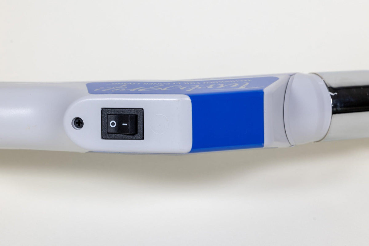 On-off switch on the VacuFlo TurboGrip hose handle.
