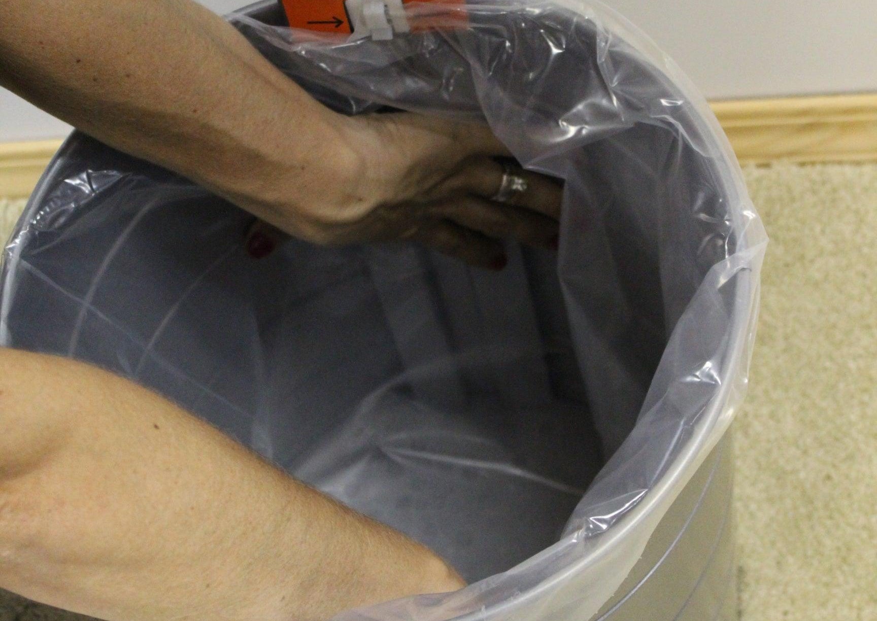 Vacumaid Plastic Bags for 14″ Dirt Can – Pkg of 4 - Geek Vacuums