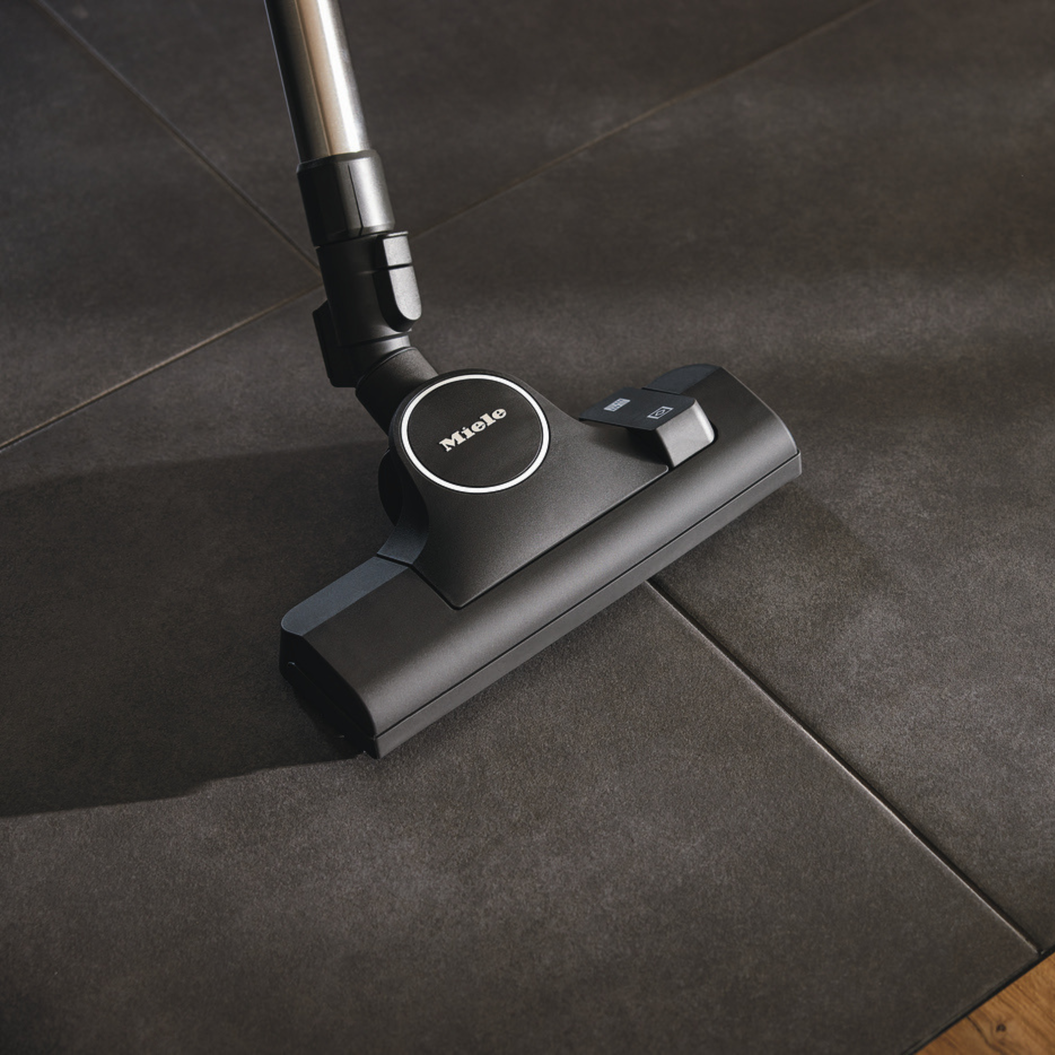 OPEN BOX | Miele Guard M1 Parquet XL | Bagged Canister Vacuum