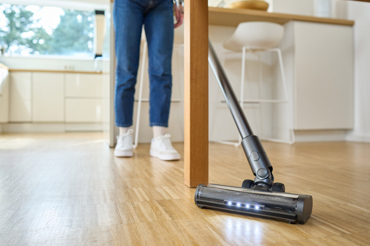 SEBO Balance A1 Cordless Stick Vacuum  LED swivel light up powerhead